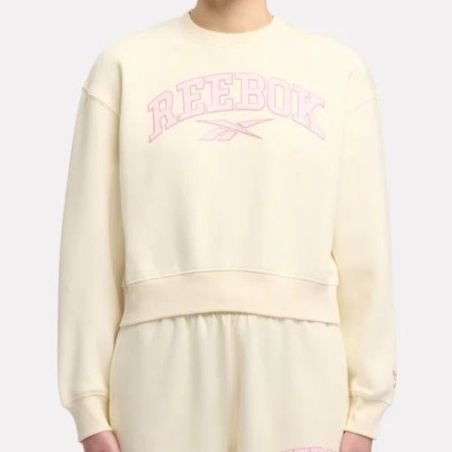 Retro Design, Superior Comfort and Elegant Touch for Women