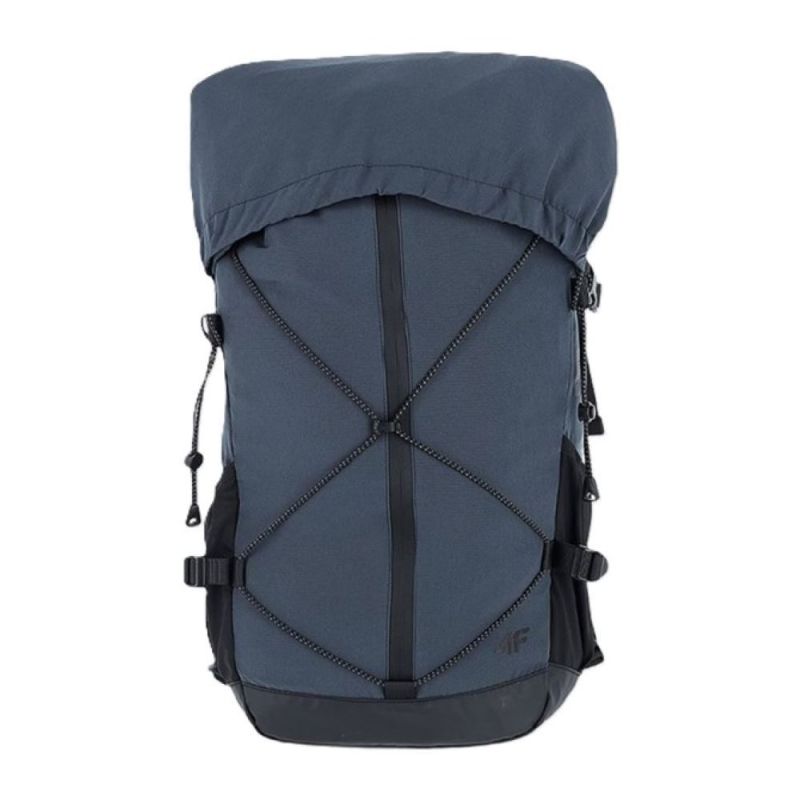 Mochila 4F Trekking: Confort y Resistencia para la Montaña
