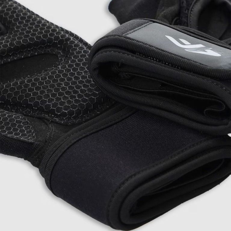 4F TRAINING GLOVES ANTIDESLIZANTES