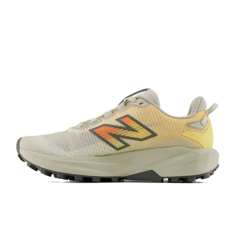 NEW BALANCE FuelCell Rebel Trail Mujer | TotRunning