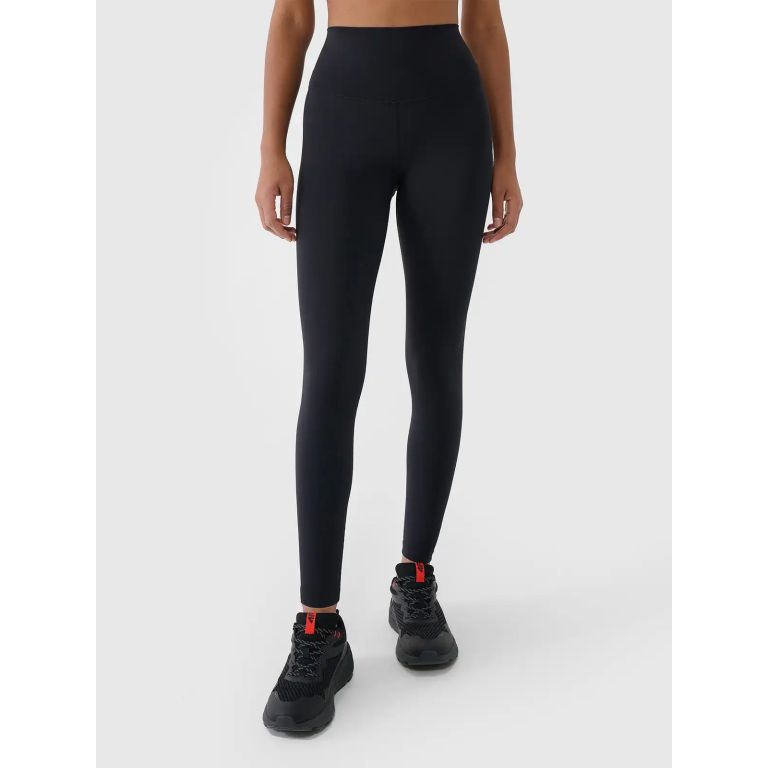 4F Malla técnica FNK Slim Fit Women