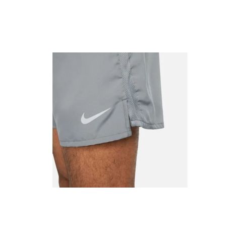 NIKE PANTALÓN CORTO GRIS 2