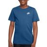 Camiseta Nike Junior AR5254-407: Rendimiento deportivo para niños