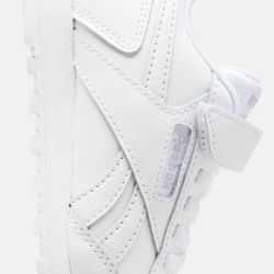 Reebok Glide Kids 100222880: Style and comfort for the little ones.