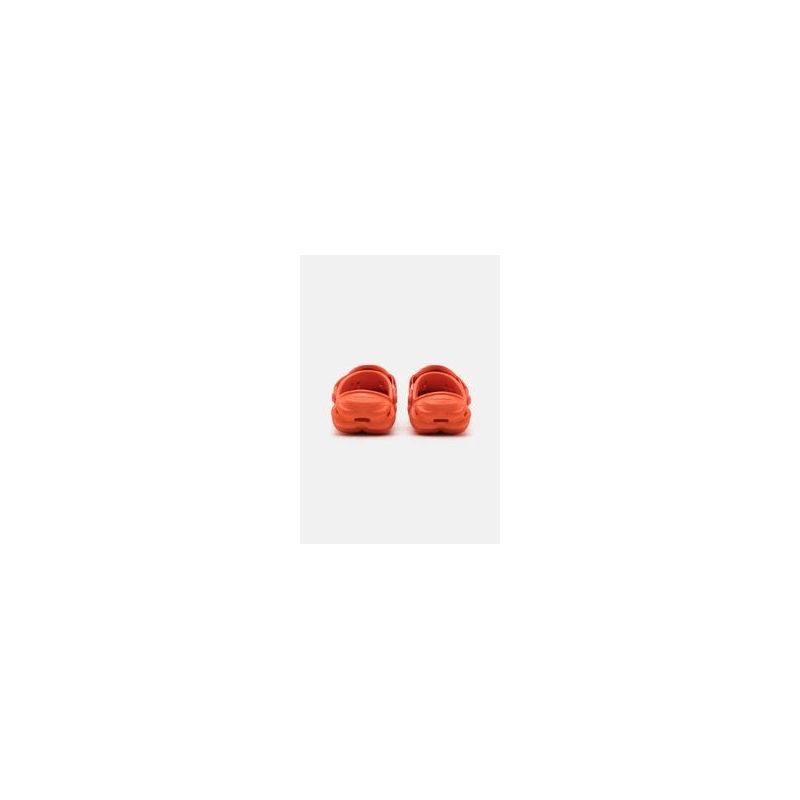 Crocs Echo Clog Junior: Comodidad moderna para los peques
