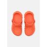 Crocs Echo Clog Junior: Comodidad moderna para los peques