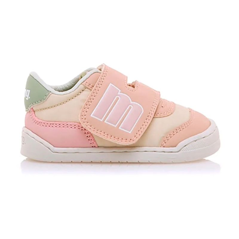 Mustang 48934: Your baby's first sneakers.