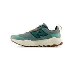 New Balance GAROV2: Comodidad y estilo para cada día.