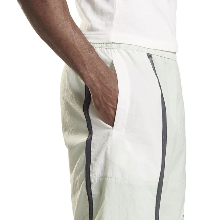 Reebok H54330 Pants: Perfect for your workouts.