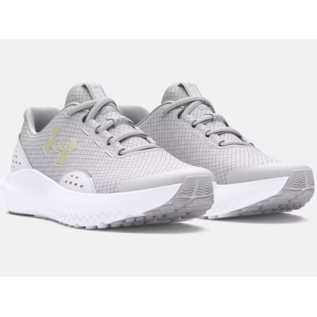 Under Armour Surge 4 Junior: Ready for action!