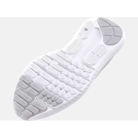 Under Armour Surge 4 Junior: Ready for action!