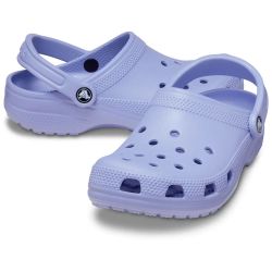 Crocs 10001-5BN: ¡Comodidad clásica para todos!