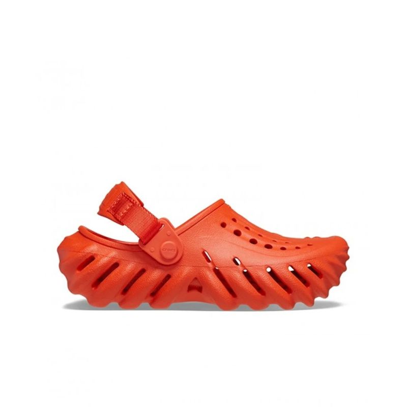 Crocs Echo Clog Junior: Comodidad moderna para los peques