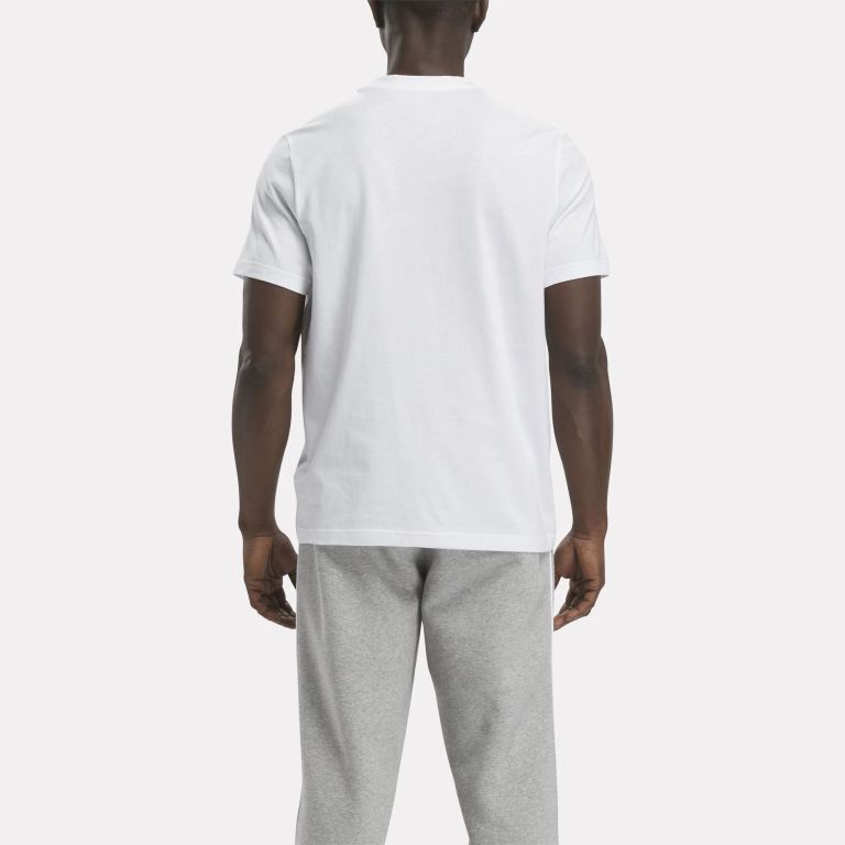 Reebok Big Logo Men's T-Shirt: Show off your sporty style