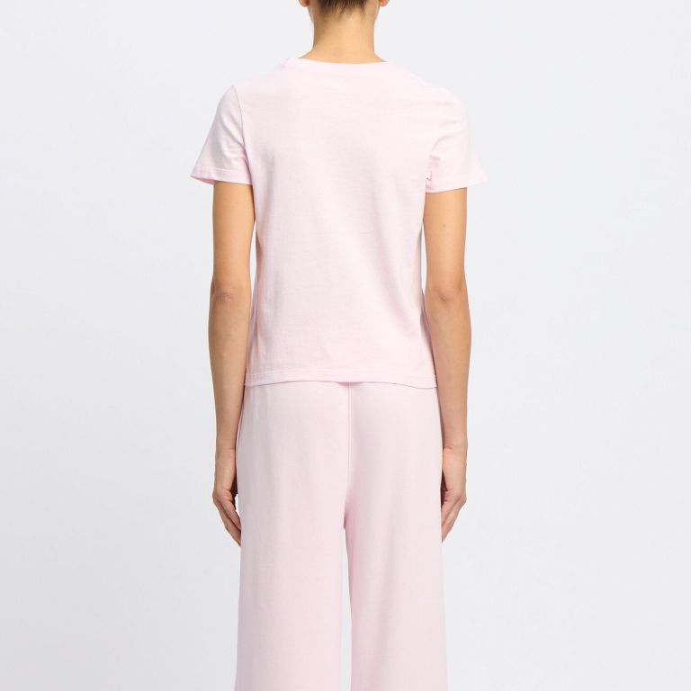 Reebok Women's T-Shirt: Sporty Style and Comfort