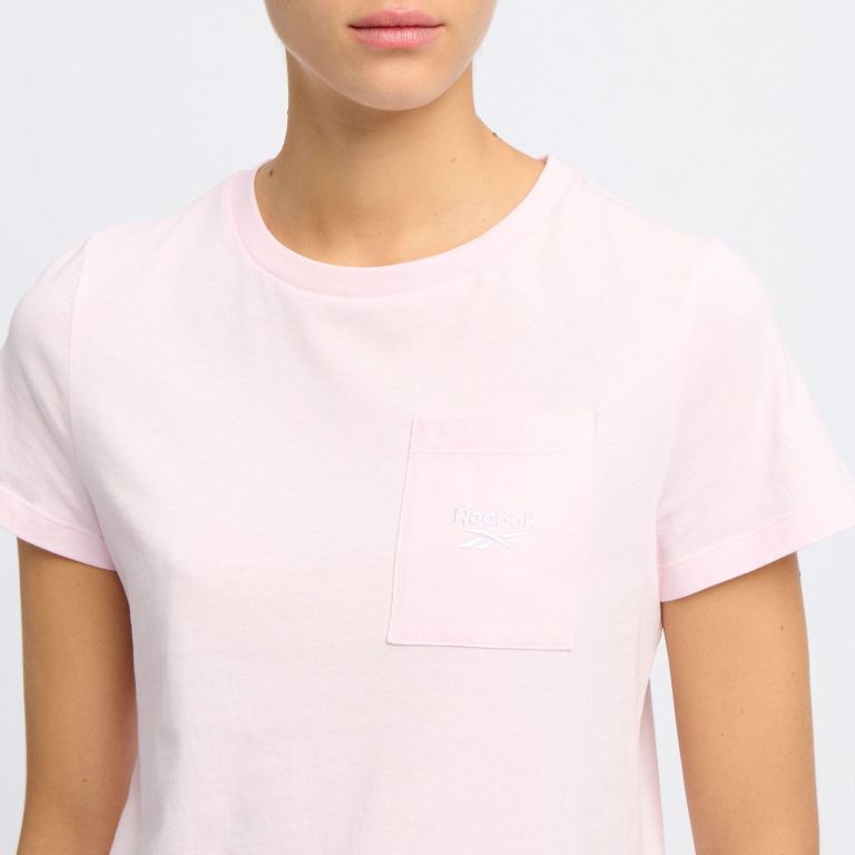 Reebok Women's T-Shirt: Sporty Style and Comfort