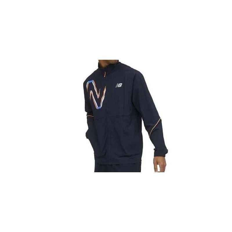 Windbreaker jacket: Protection and lightness.